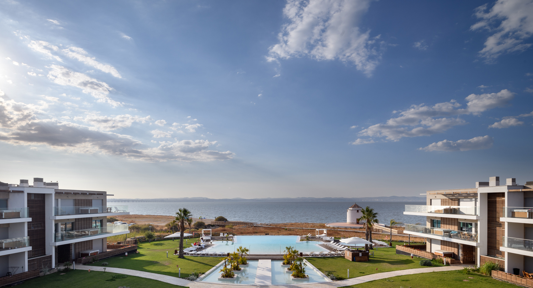 Piscina Exterior Stayupon