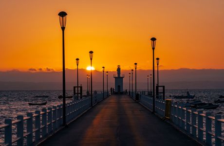 Shutterstock 200371723411