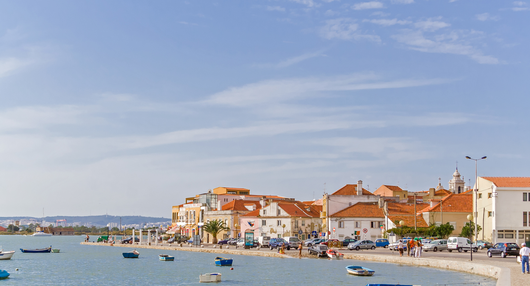 Shutterstock 421442767