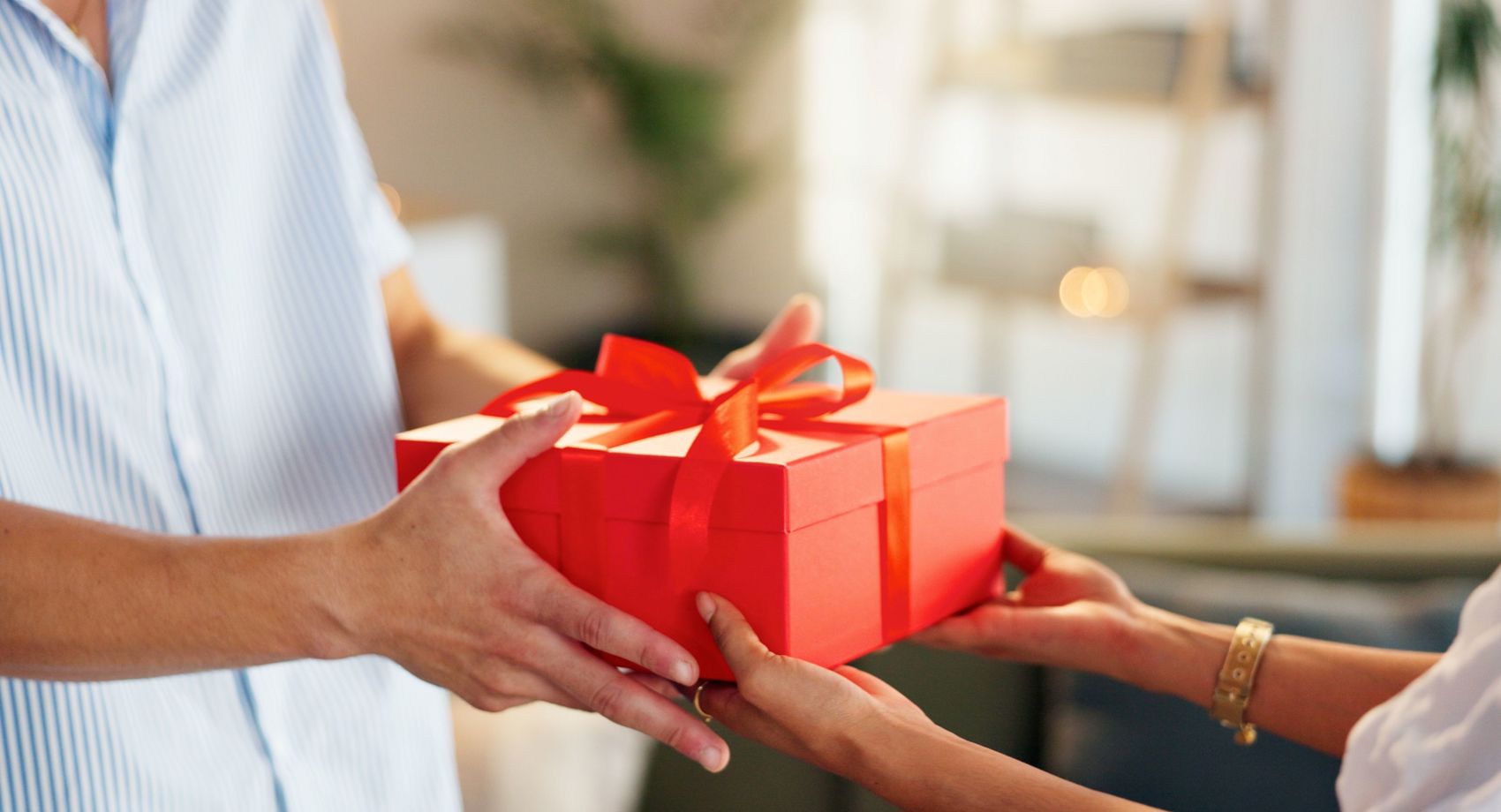 Shutterstock 2587765985