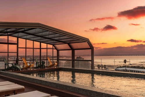 Piscina Rooftop - Upon Vila
